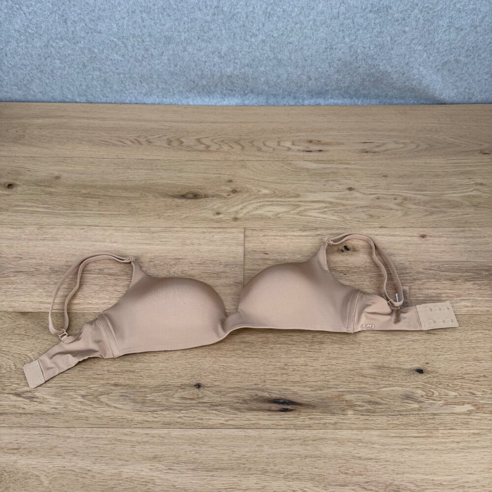 Skims Wireless Form Push Up Plunge Bra Size 32D Clay Tan Nude Beige Adjustable